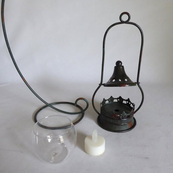 NEW 13.75” HANGING METAL & GLASS LANTERN TEA LIGHT CANDLE HOLDER STAND ODDITY - Picture 5 of 13